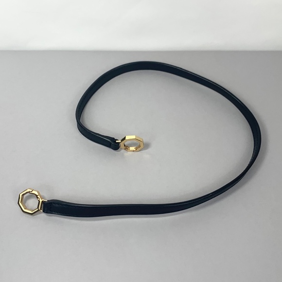 Louise et Cie Convertible Clutch Purse in Leather & Suede w Gold Hardware - Picture 6 of 13